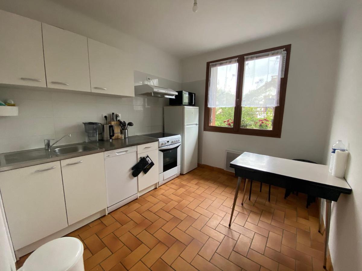 Maison Chaleureuse Avec Un Grand Jardin La Bonneville Экстерьер фото